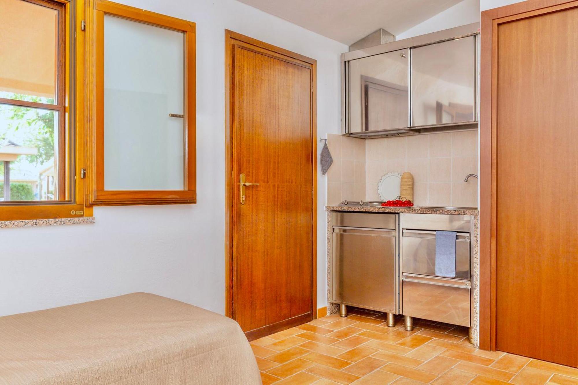 Isa-Village With Swimming-Pool And Private Equipped Beach In Montalto Marina Torre di Montalto Exteriör bild